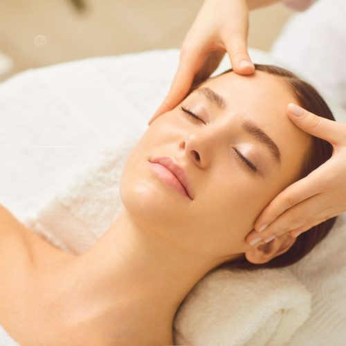Botanical facial skincare treatment with natural ingredients